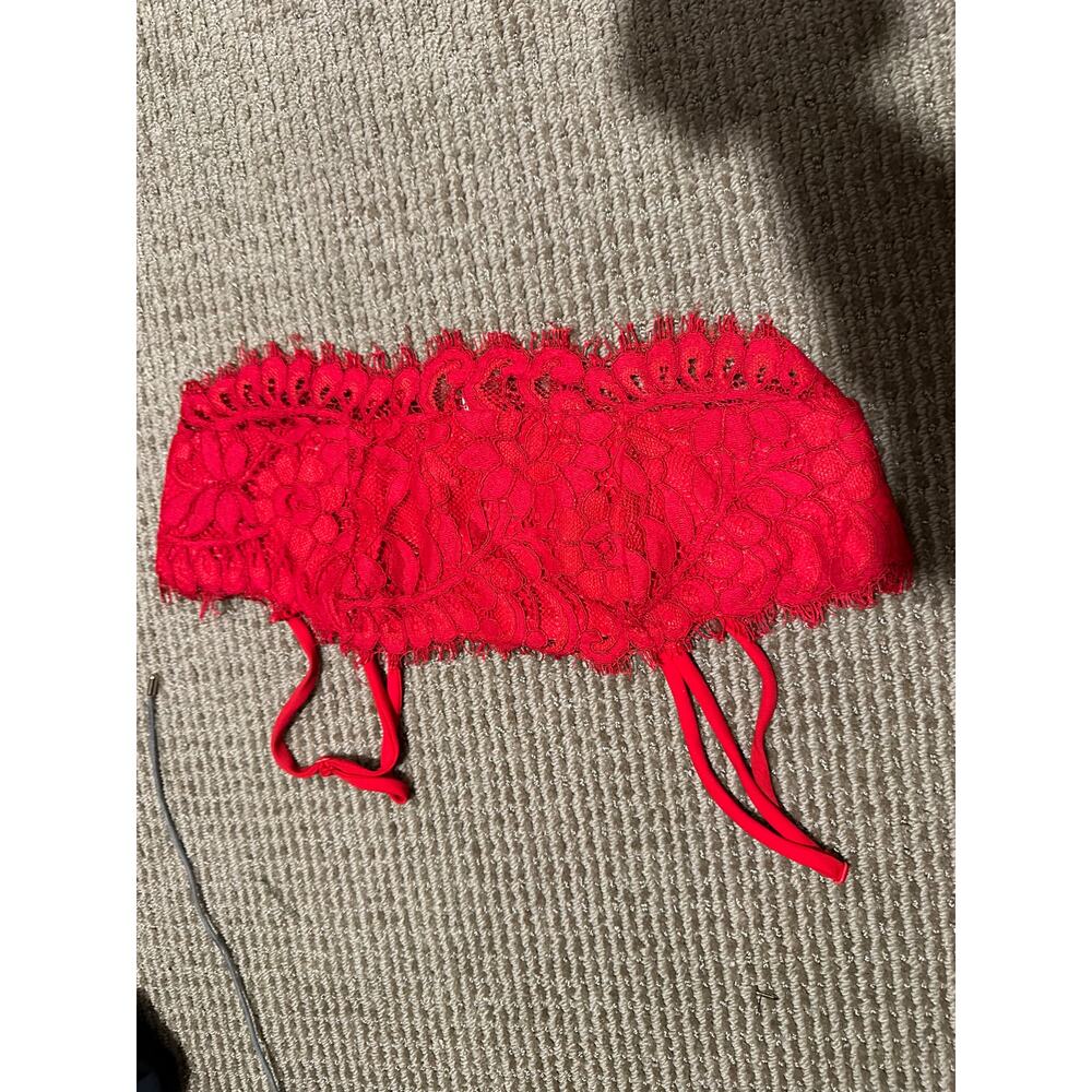 NBD Zip Up Back Red Lace Bralette Crop Top Size XS NWT